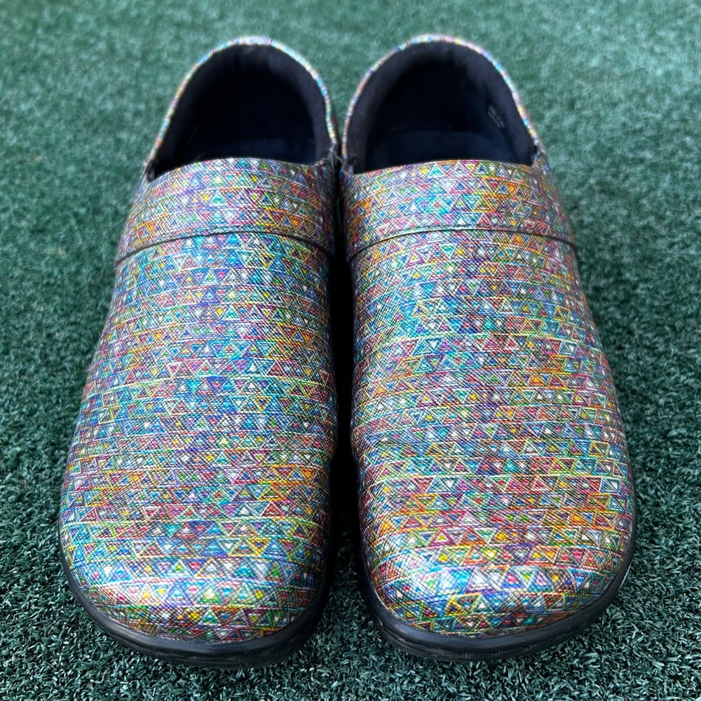 Klogs Mission Clog Pyramid Metallic Leather 8.5